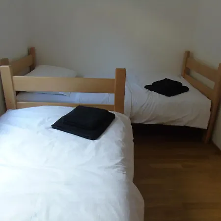 Ella, Apartamento